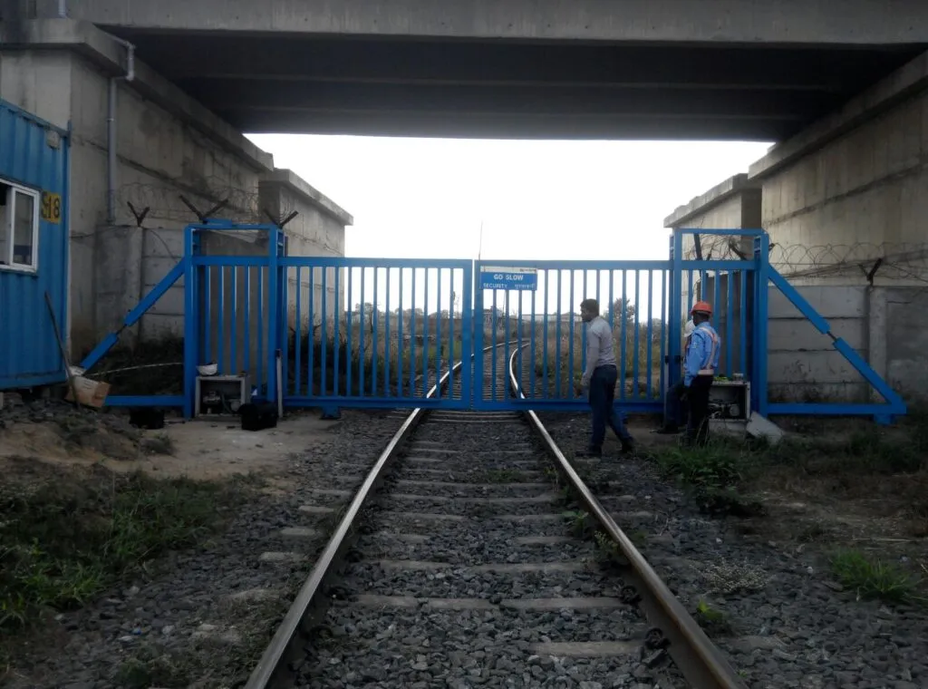 Cantilever Sliding Gates